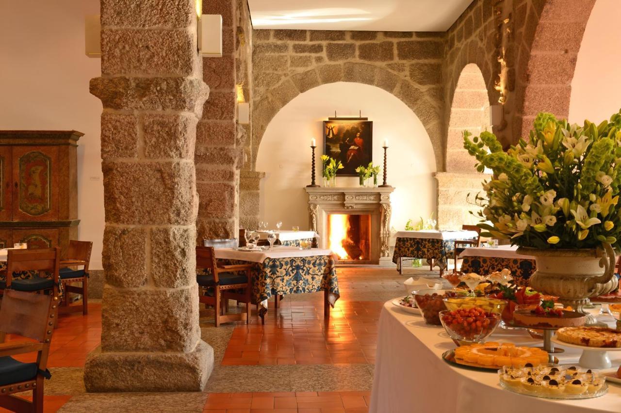 Pousada Mosteiro De Guimaraes Ngoại thất bức ảnh Restaurant in the hotel