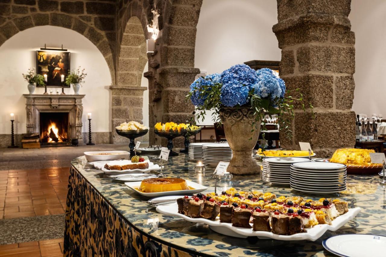 Pousada Mosteiro De Guimaraes Ngoại thất bức ảnh The hotel's restaurant